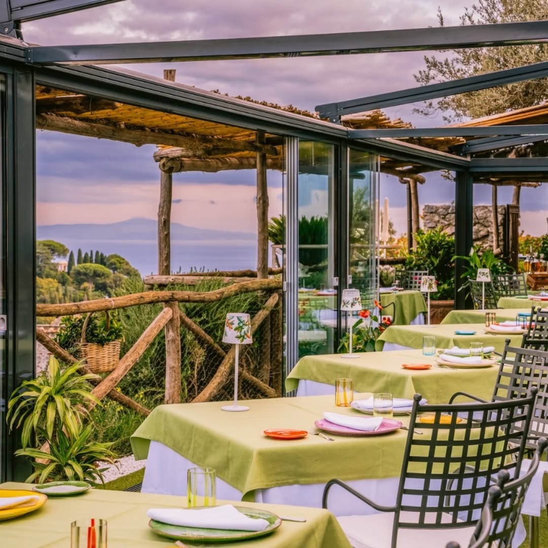 Palazzo Pascal terrace dining