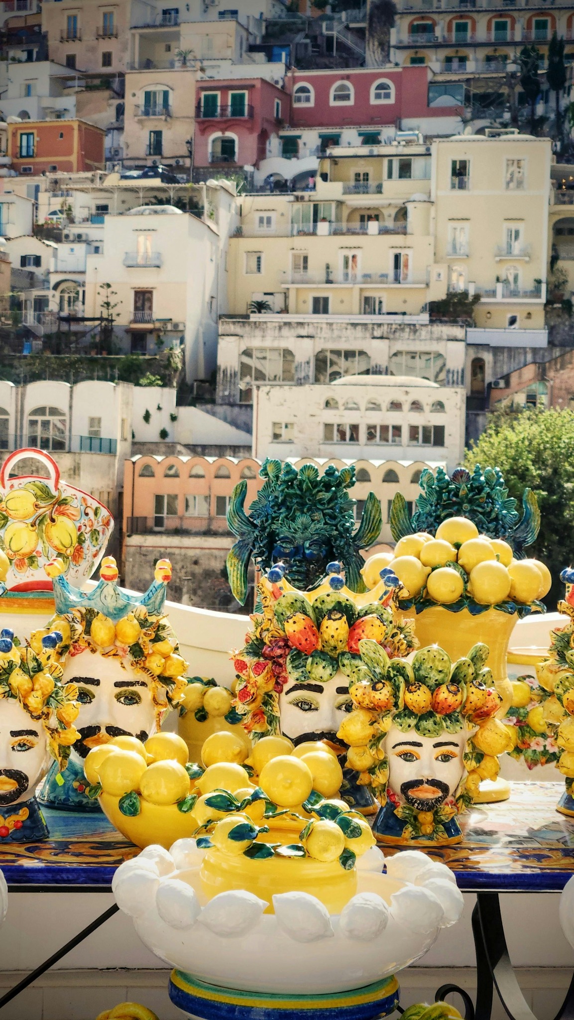 Amalfi lemons and ceramics